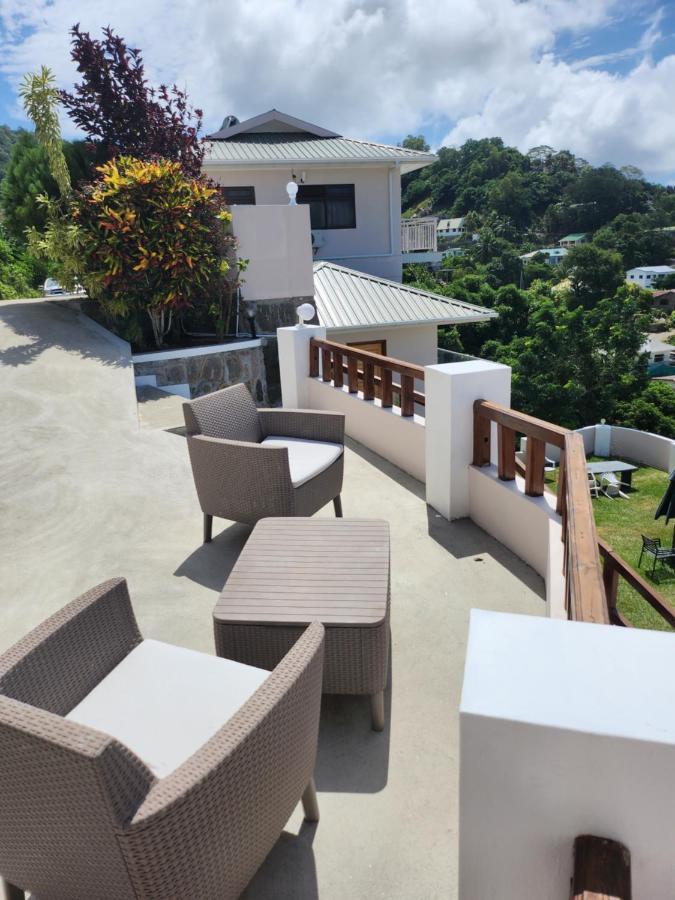 Maison L'Horizon De Quincey Village Exterior photo